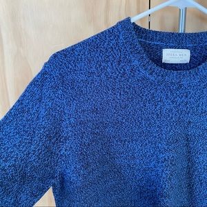 HP 💕✨ Sfera Men Blue Sweater